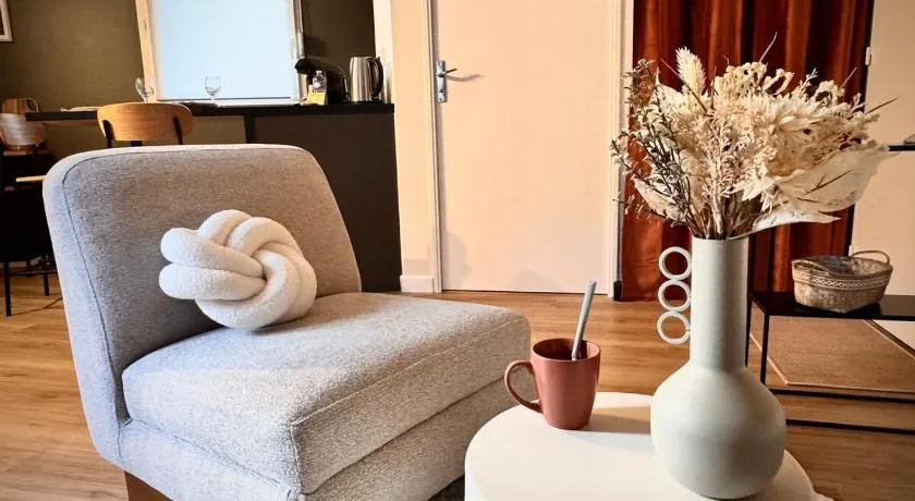 Le BraSeo, nice studio with parking in Rennes - Image 1