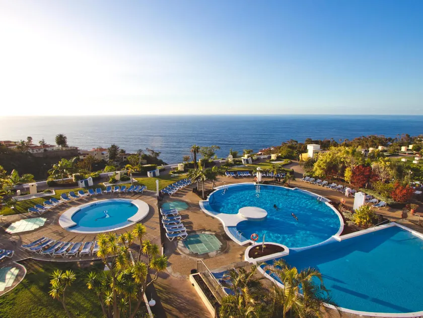 Coral La Quinta Park Suites - Image 1