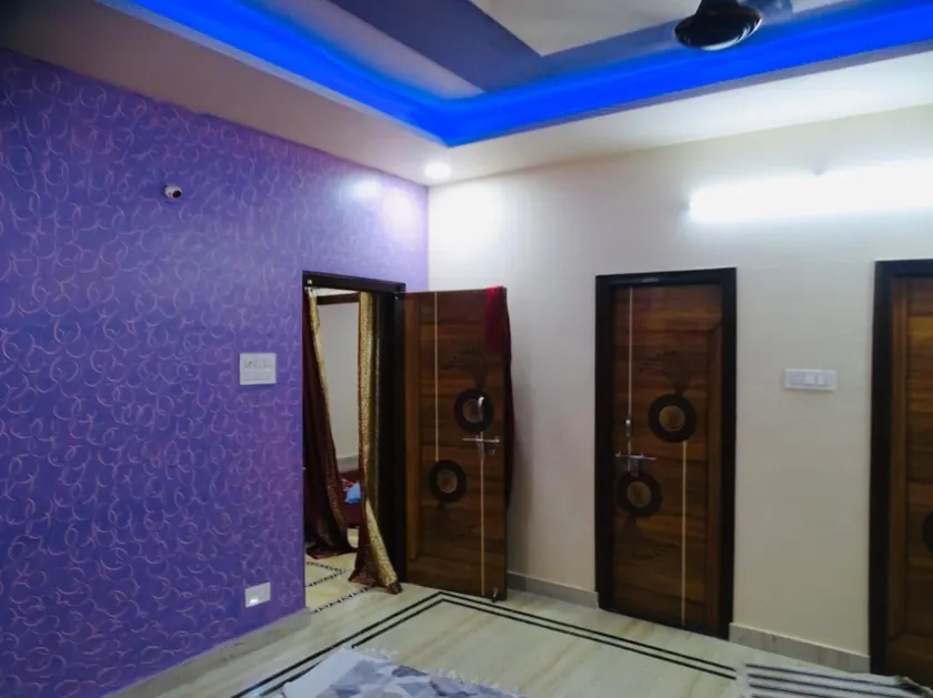 Lavish villa - Image 1