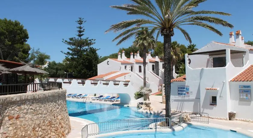 Apartaments Talayot - Image 1