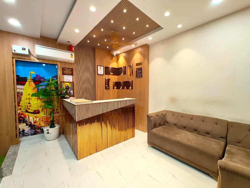 Goroomgo BNK Grand Varanasi Indian Only - Lift and Wifi Facility - Image 1