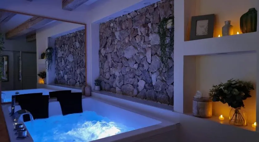 Le Bonbon - Studio avec jacuzzi privé au cœur de Annecy - Image 1