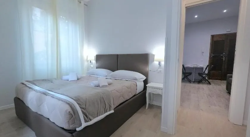 Vatican Luxury Corner - Image 1