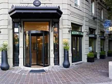 Hotel Moderno - Image 1