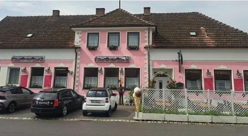 Gasthaus Wildrose Zum Wehrturm - Image 1