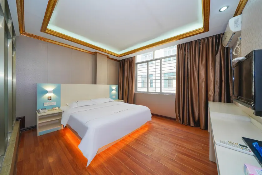 BeiliuFenglvBusinessHotel - Image 1
