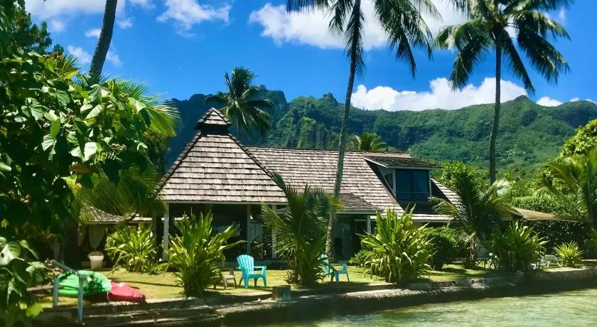 Poerani Moorea - Image 1
