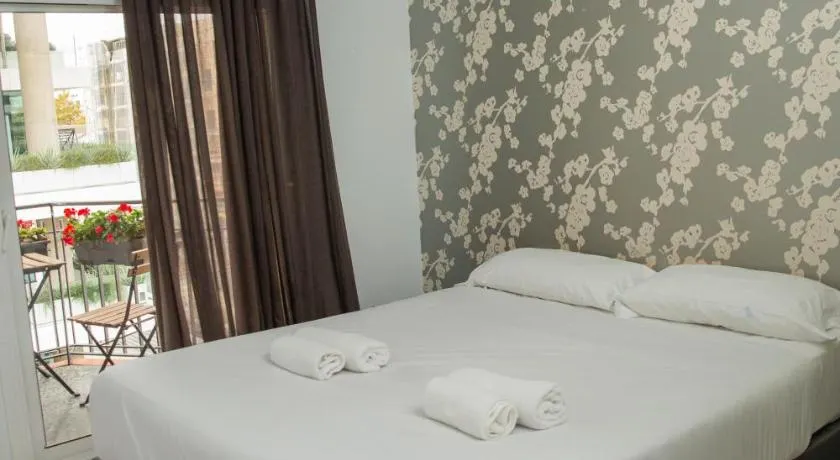 DragonTree Barcelona - apartamentos turisticos 5 min from the BEACH - Image 1