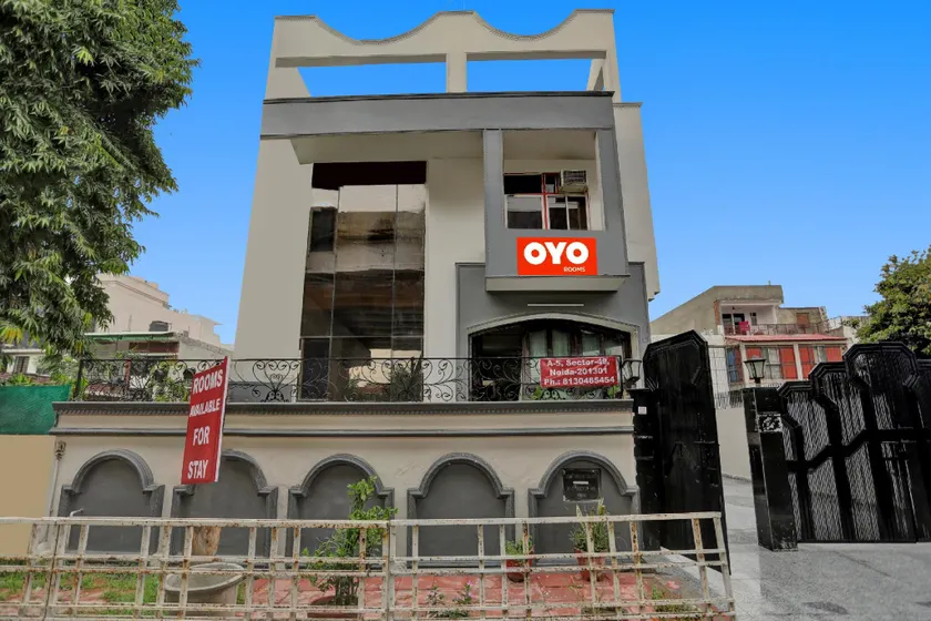 Super HOTEL DIAMOND TREE SECTOR 49 NOIDA NEAR PRAYAG HOSPITAL - Image 1
