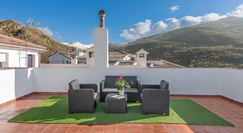 Terraza y mirador Sierra Nevada - Image 1