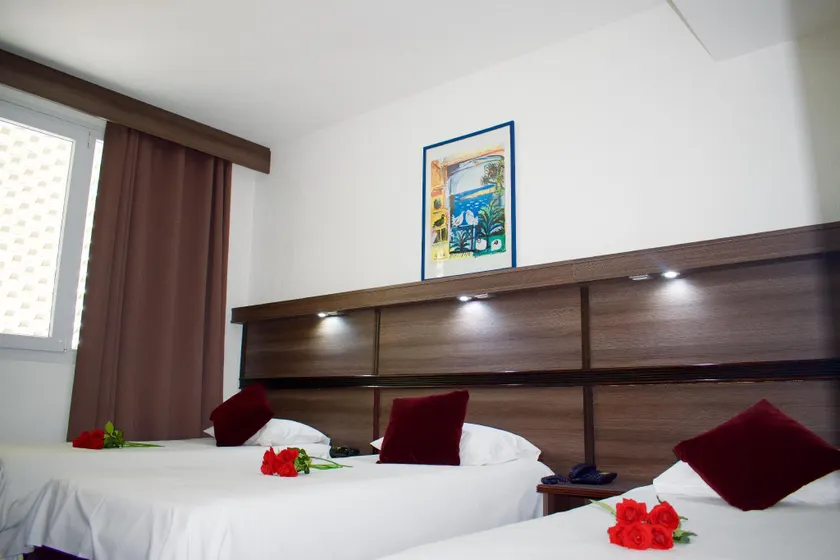 Hotel Le Paris - Image 1