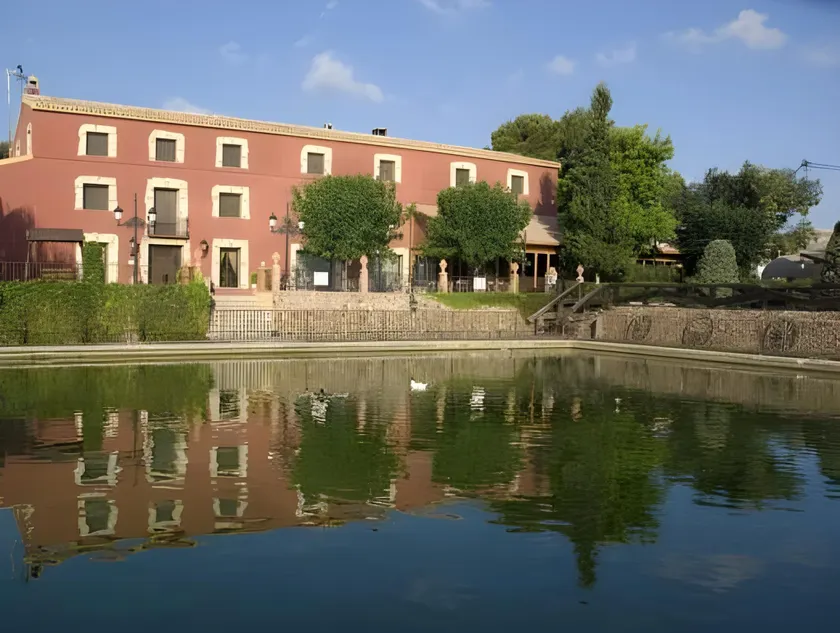 Hotel Caseta Nova - Image 1