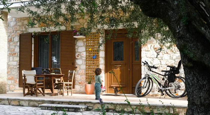 LIORIZA Country Houses - Image 1