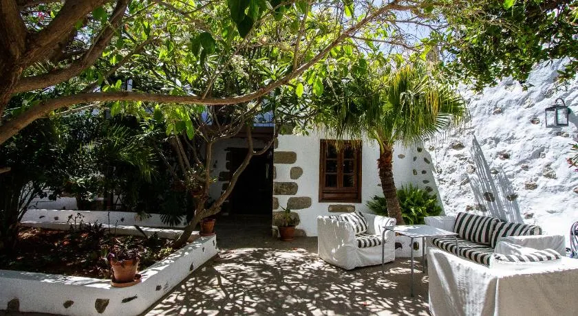 Casa Patio Canario SXVII - Image 1