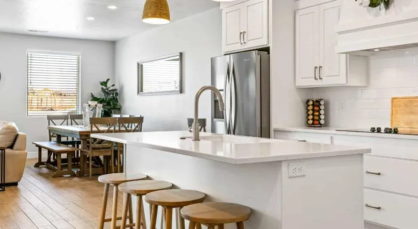 The Pearl at Desert Shores townhouse - Image 1