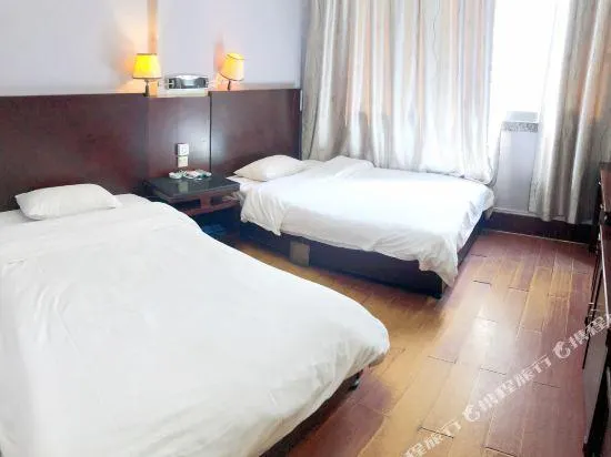 Xinhua Hostel - Image 1