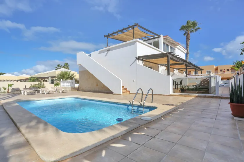 Residencia Lena - Image 1