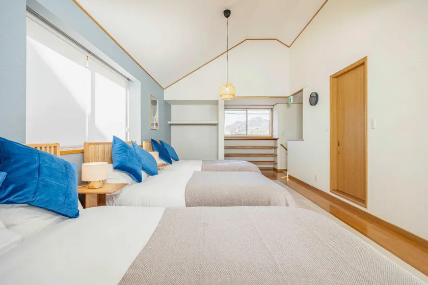 Seaside House-THE BLUE- - Image 1
