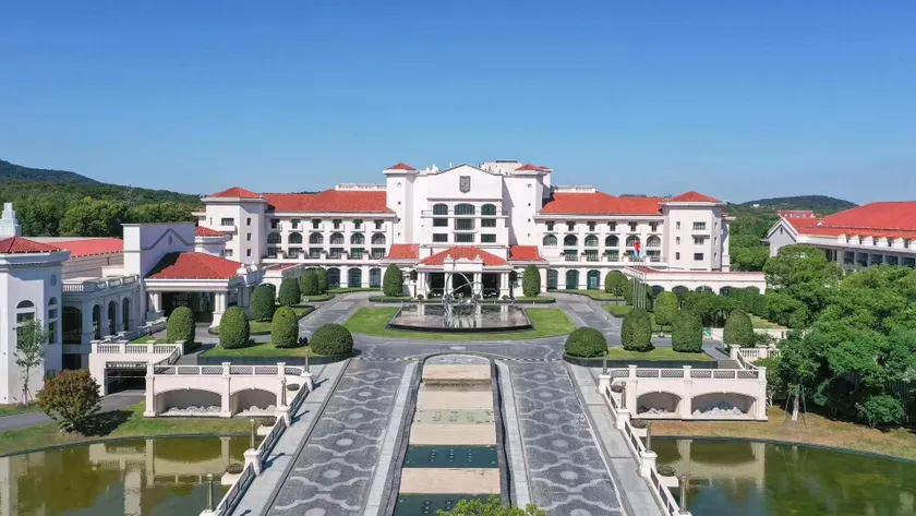 Suning Zhongshan Golf Resort - Image 1
