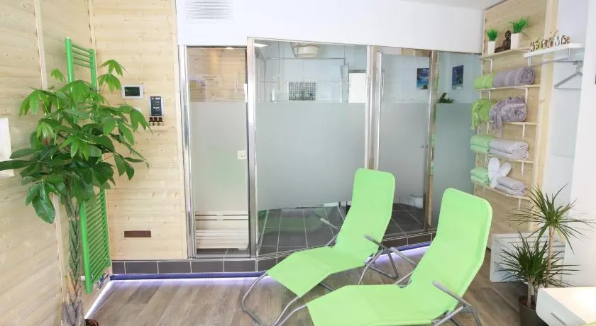 Wellnessapartment Nr2 mit Infrarot Sauna - Wallbox - Netflix - WLAN - Image 1