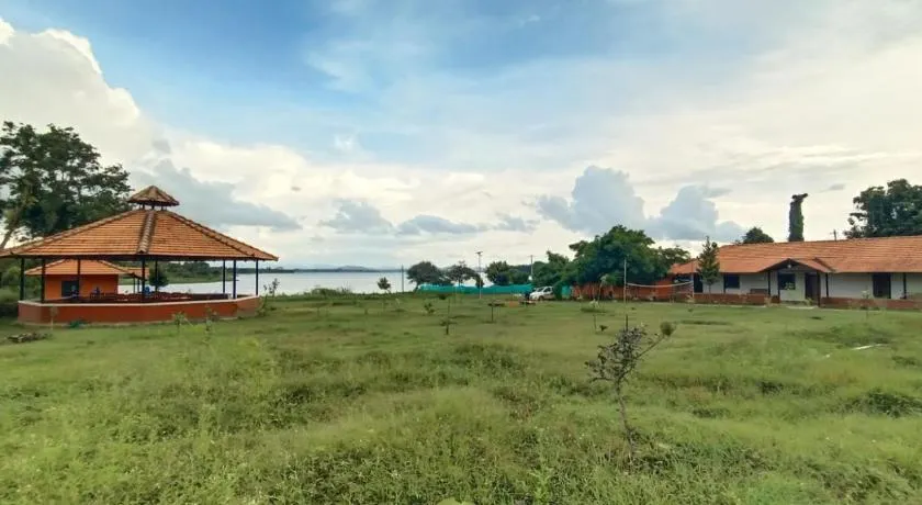 Trogon resort - Image 1