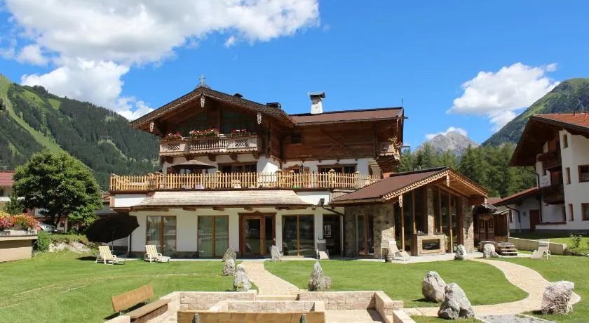 Chaletresort Lech - Image 1