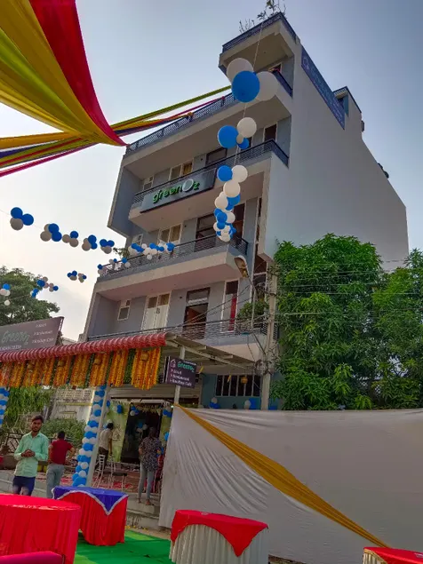 Hotel Greenoz - Image 1