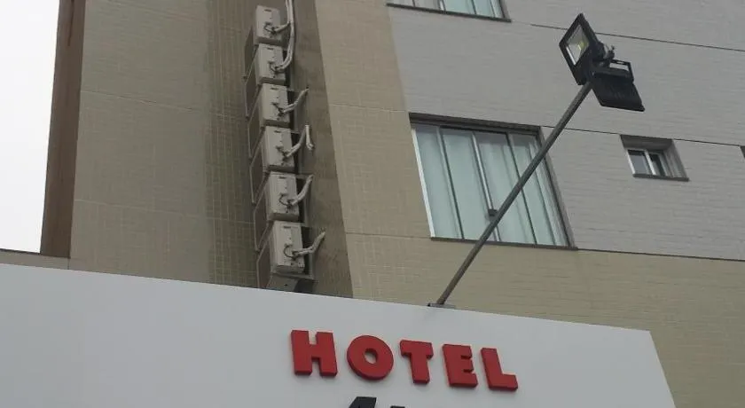 Alfon Hotel - Image 1