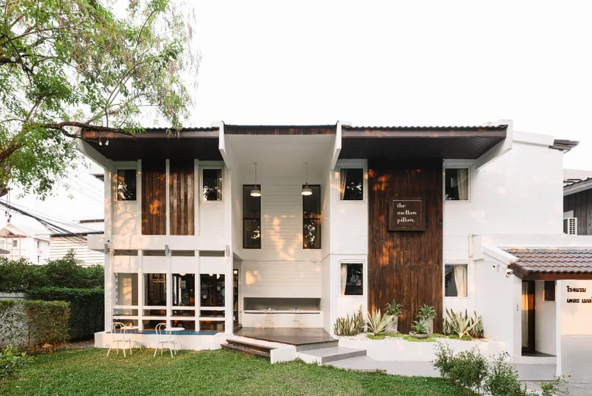 The Mellow Pillow Hotel @ Chiang Mai Gate - Image 1