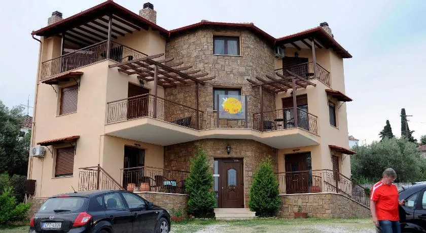 Guesthouse To Fragma - Image 1