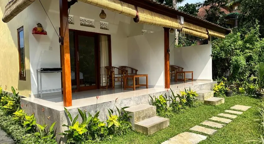 D'Janu Homestay - Image 1