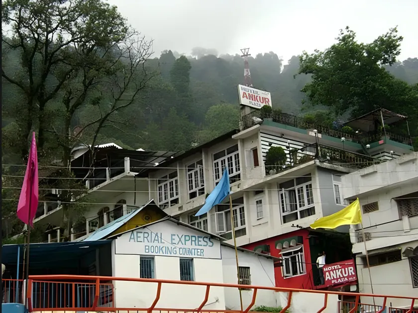 Hotel Ankur Plaza Deluxe - Image 1