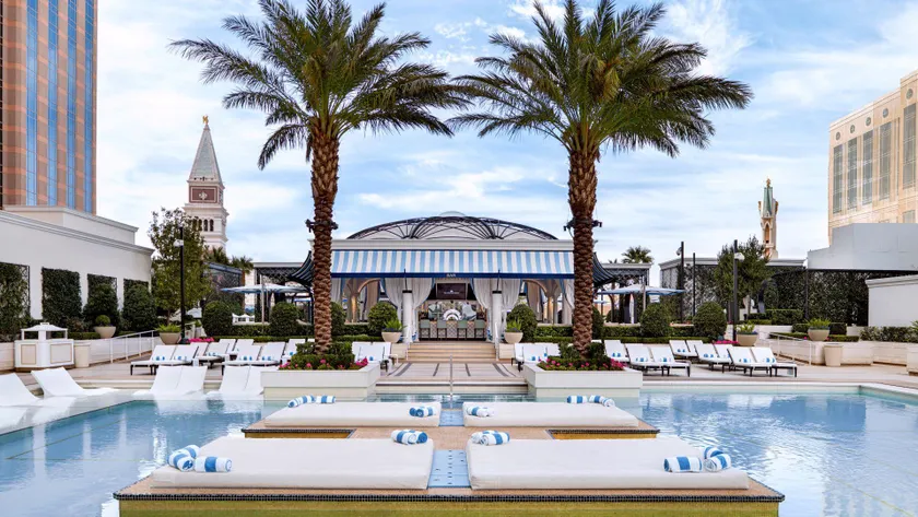 The Venetian Prestige Club Lounge - Image 1