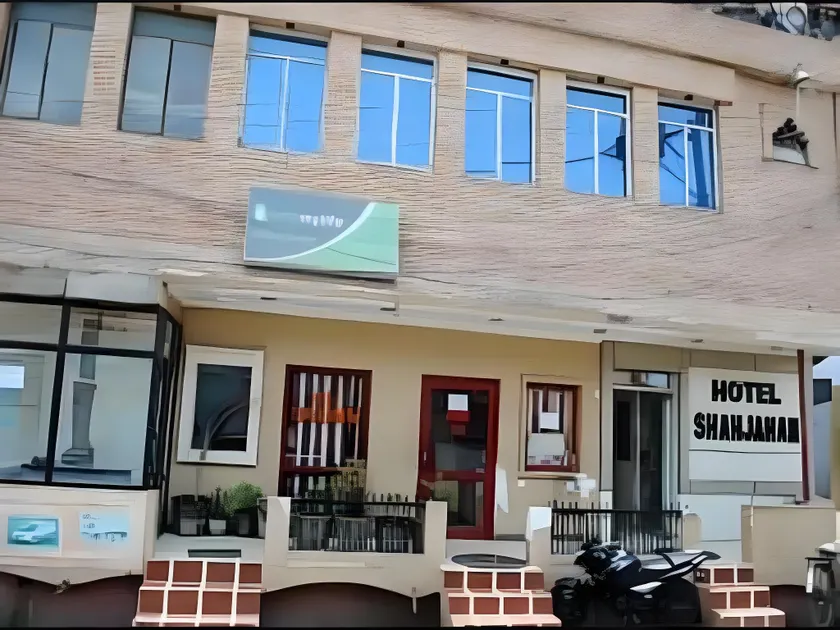 Hotel Shahjahan - Image 1