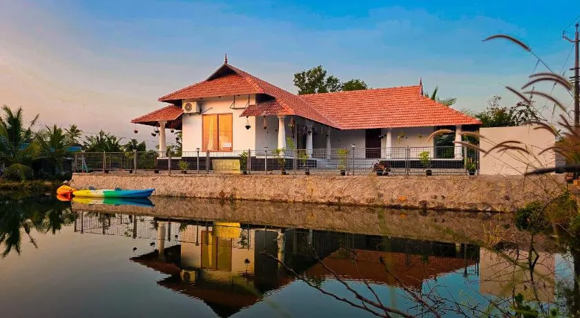 Mangalath Holidays - Image 1