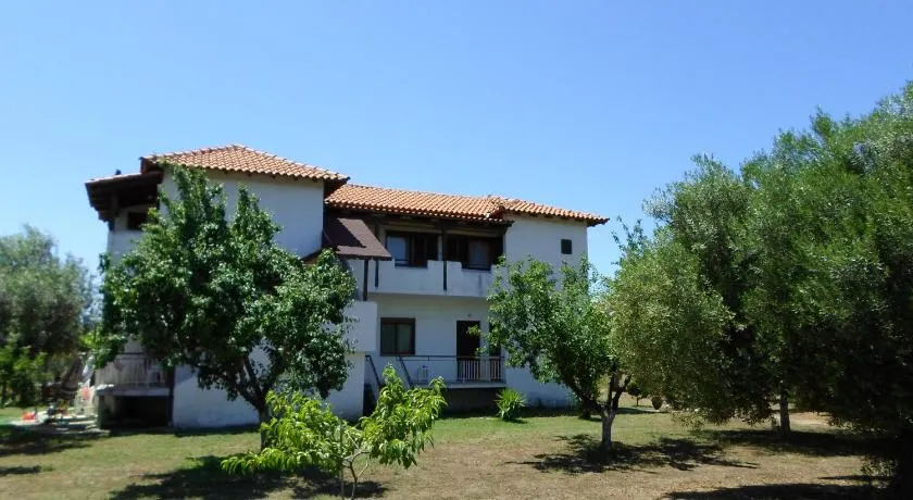 Bozelia Apartments - Image 1
