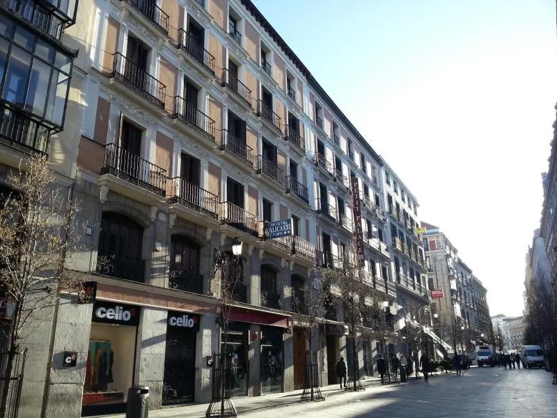 Hostal Alicante - Image 1