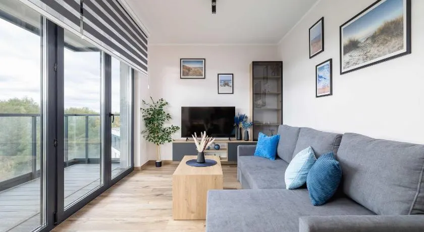 Comfortable Apartment with Parking & Balcony Ideal for Families by Nolcegi Renters - Image 1