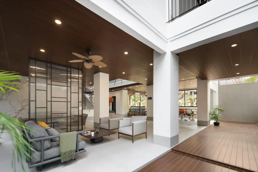 Cove Dra House - Image 1