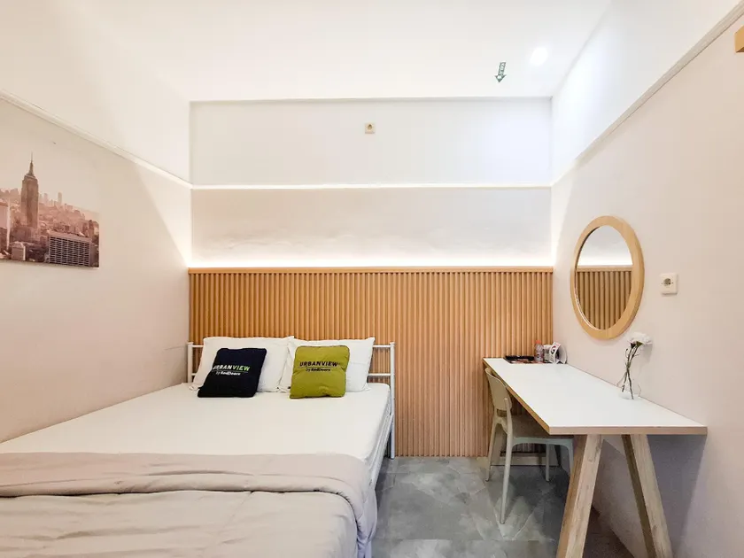 Urbanview Livy House Blitar - Image 1