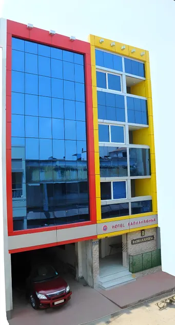 HOTEL RADHAKRISHNA - Image 1