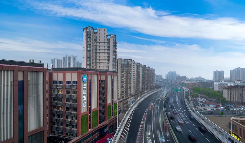 Hanting Hotel Nanchang Railway Station East Square - Image 1