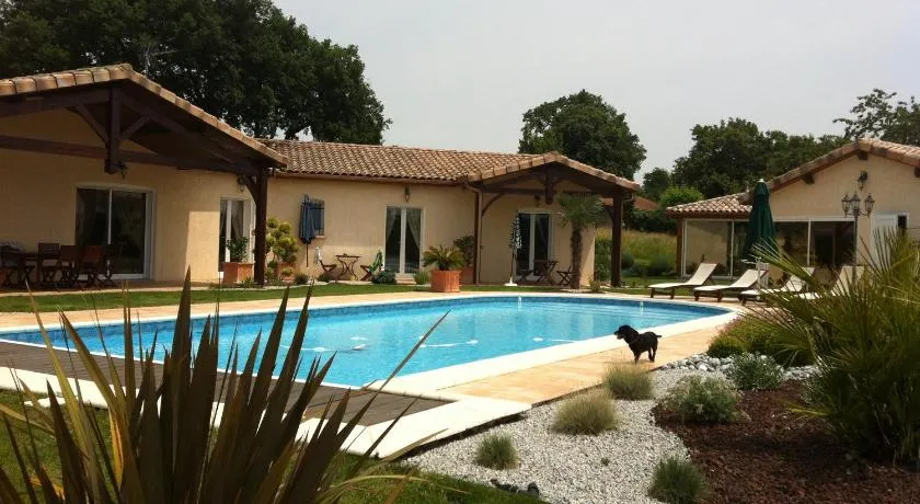 LE CLOS CASTEL - Gîte équipé - Image 1