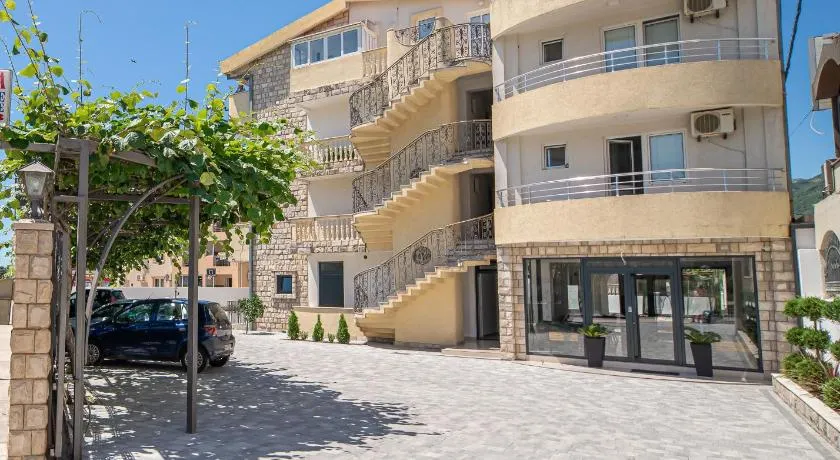 Villa Dana - Image 1