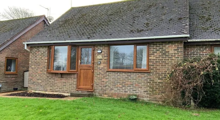 Daisy Cottage - Image 1