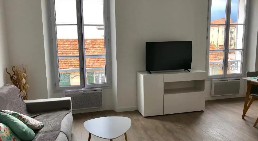 Appartement 5MN plages CANNES la Bocca - Image 1