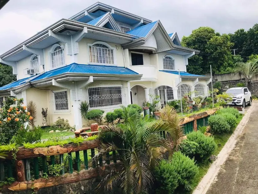 Alegria Hotel - Image 1