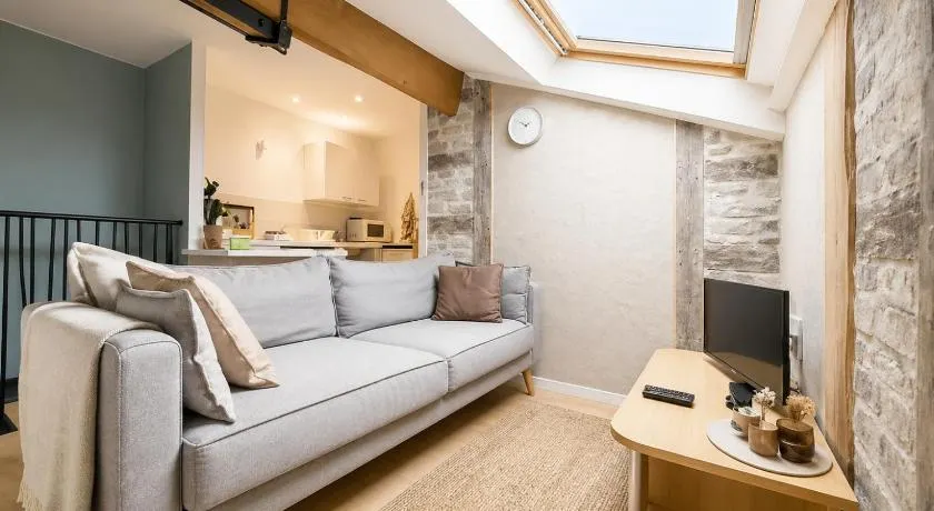 Le logis Bressan-cosy-clim - Image 1