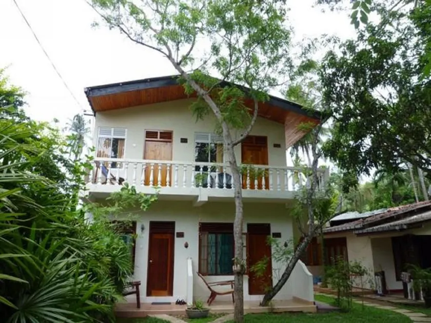 Sea Breeze Guest house - Image 1