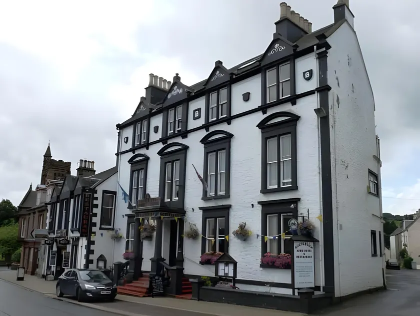 Buccleuch Arms Hotel - Image 1